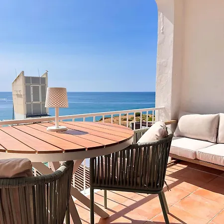 Lägenhet Oceanview By Becherish